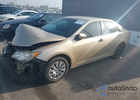 2012 Toyota Camry Le z USA, uszkodzony, nr VIN 4T4BF1FK7CR237248